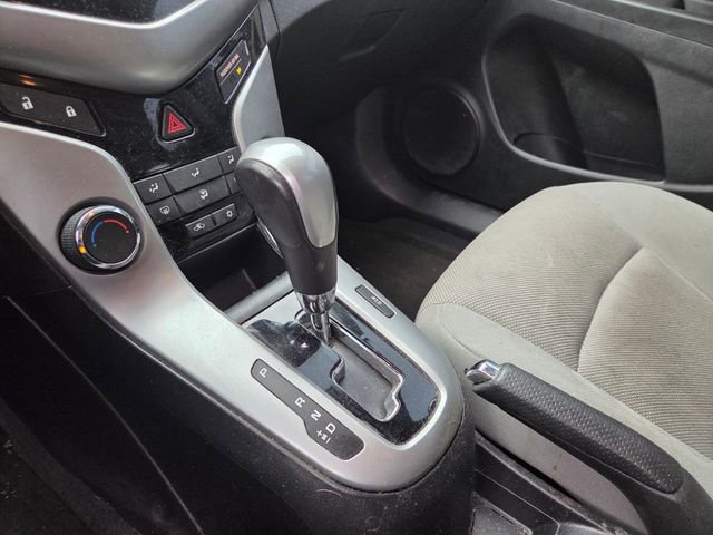 Used 2013 Chevrolet Cruze Eco FWD image 16