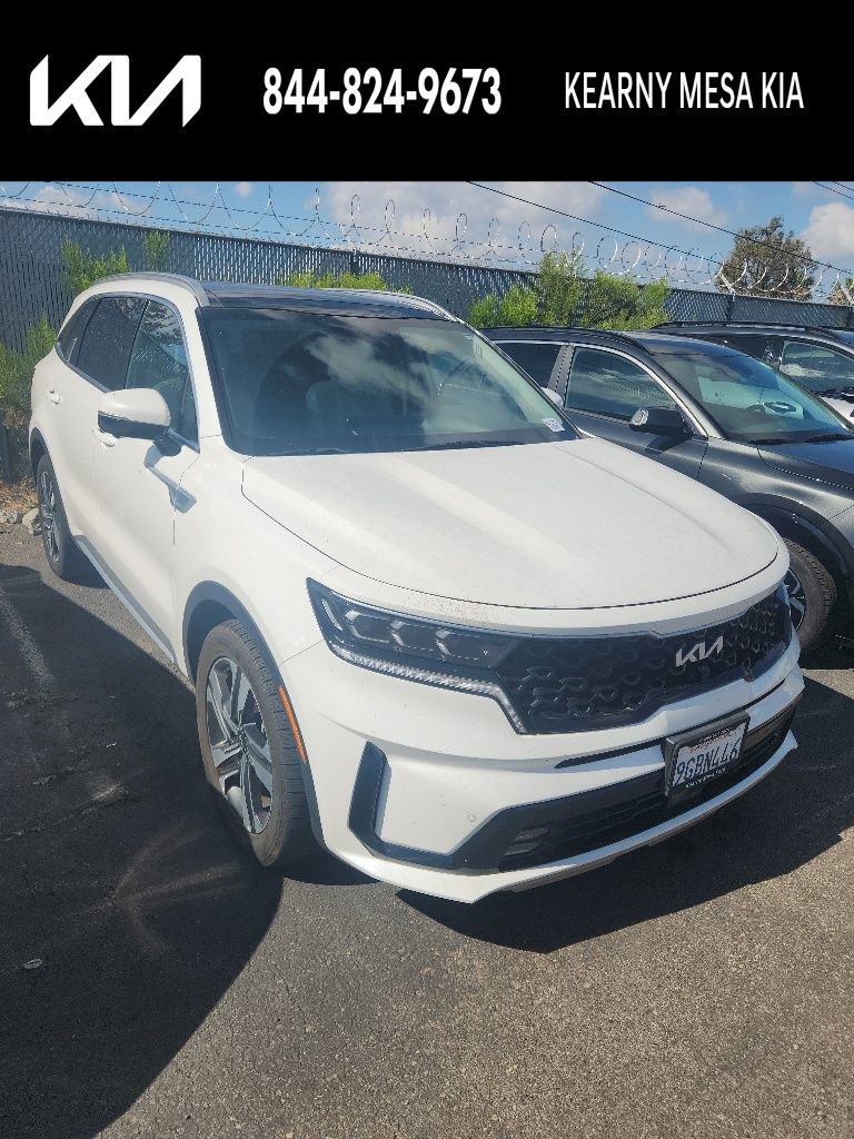 Certified 2023 Kia Sorento SX Prestige w/ Panoramic Sunroof Package AWD/4WD image 1