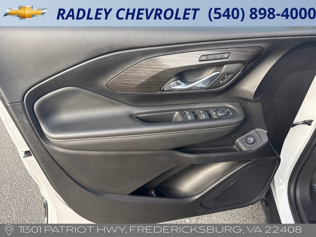 Certified 2024 GMC Terrain SLT image 14