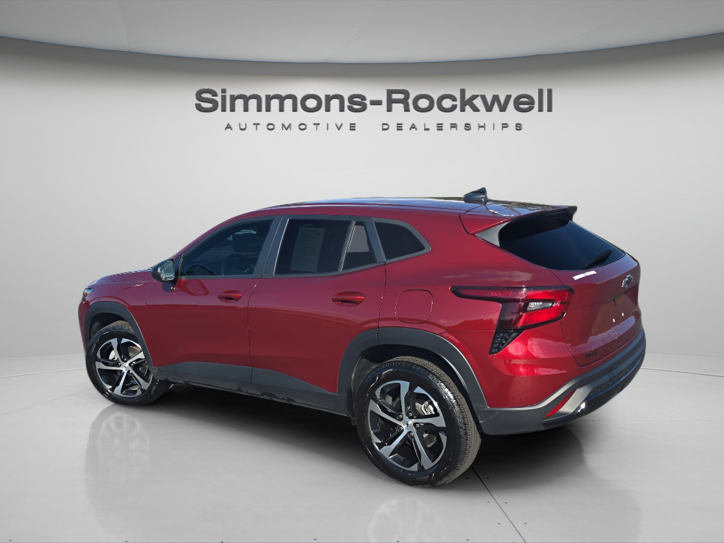 Used 2024 Chevrolet Trax RS w/ Sunroof Package FWD image 7