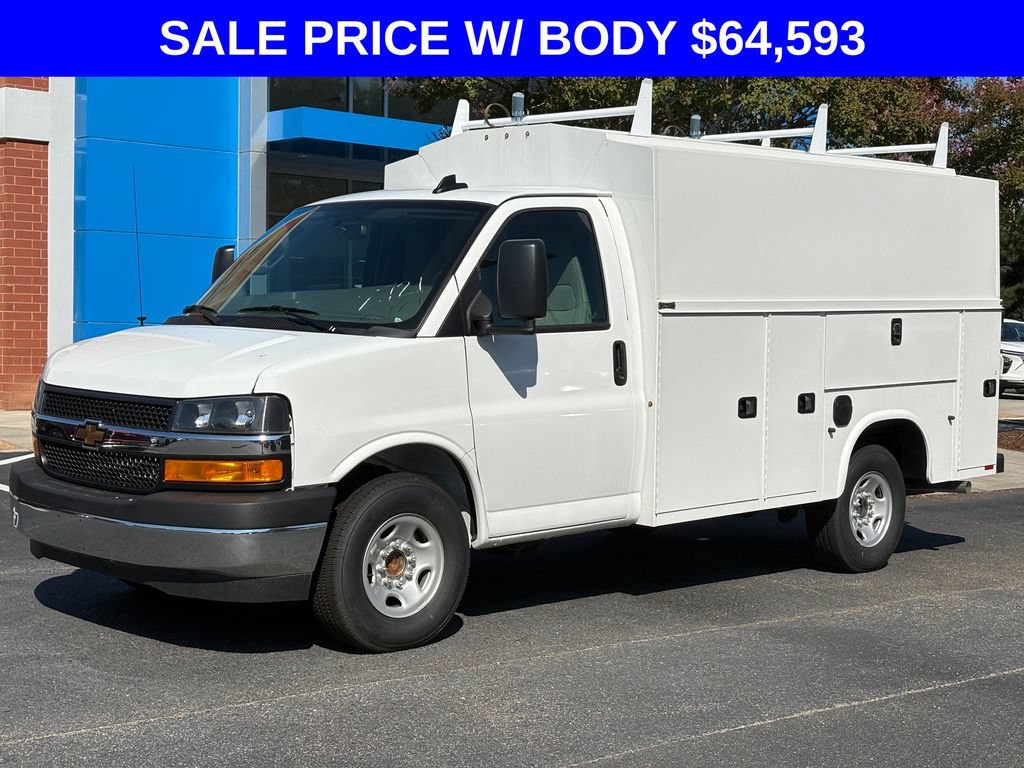 New 2026 Chevrolet Express 3500 w/ Power Convenience Package