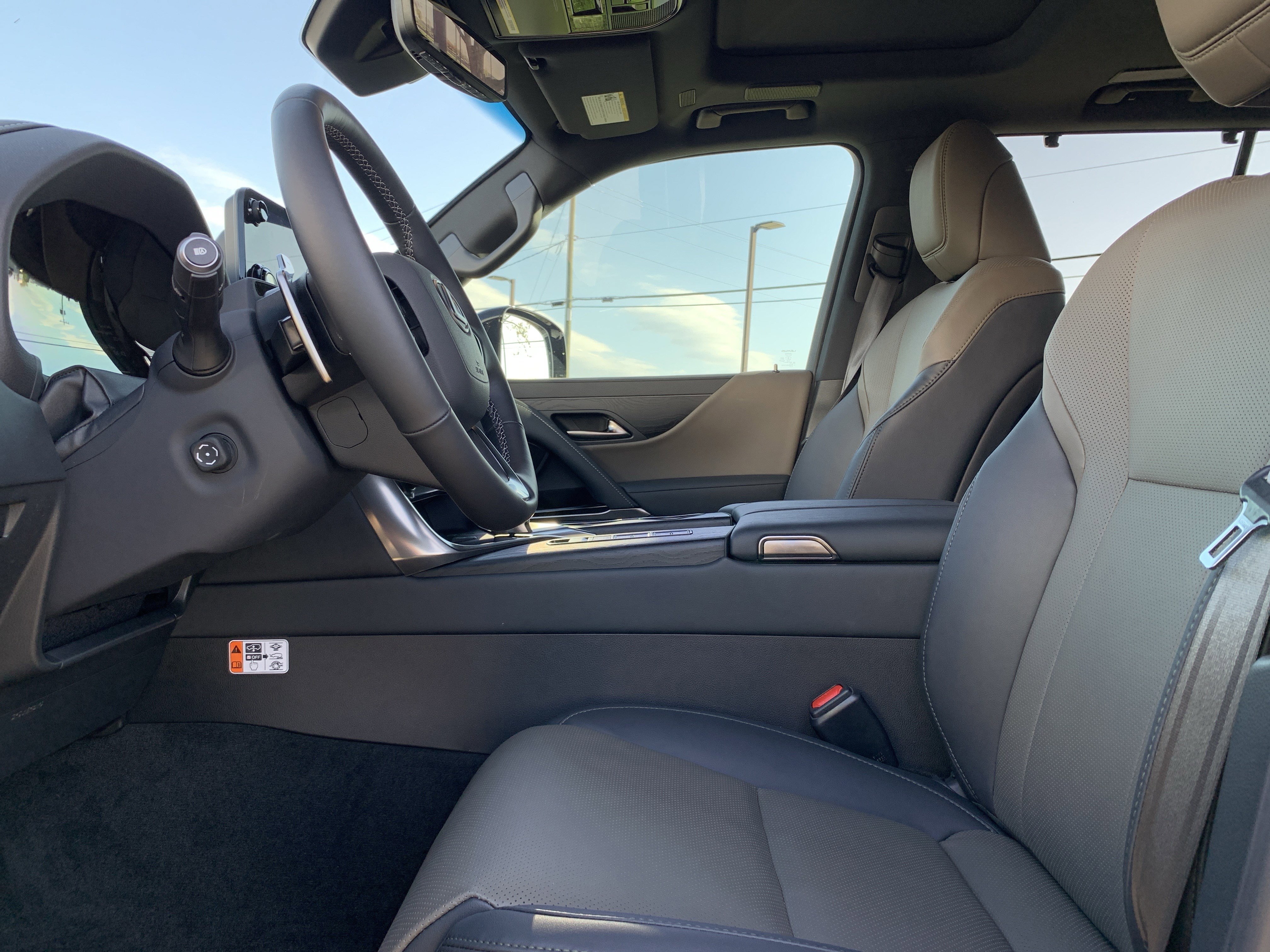 Certified 2026 Lexus LX 700h Overtrail w/ Accessory Package (Z1) image 16