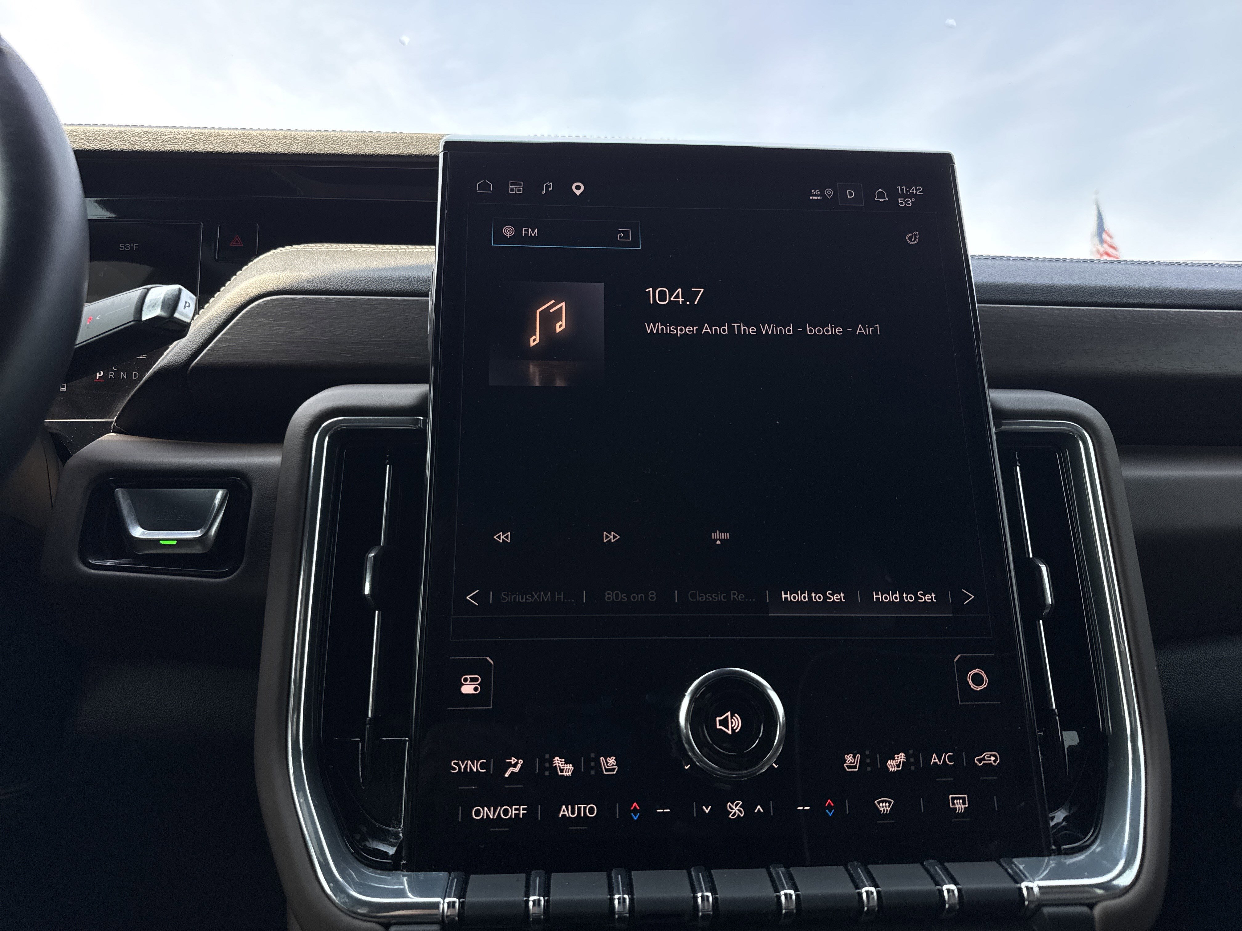 Used 2025 GMC Yukon XL Denali Ultimate image 24