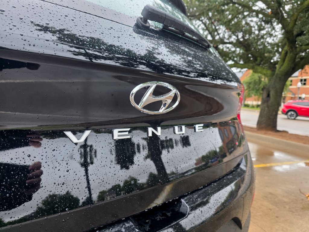 New 2026 Hyundai Venue SEL FWD image 34