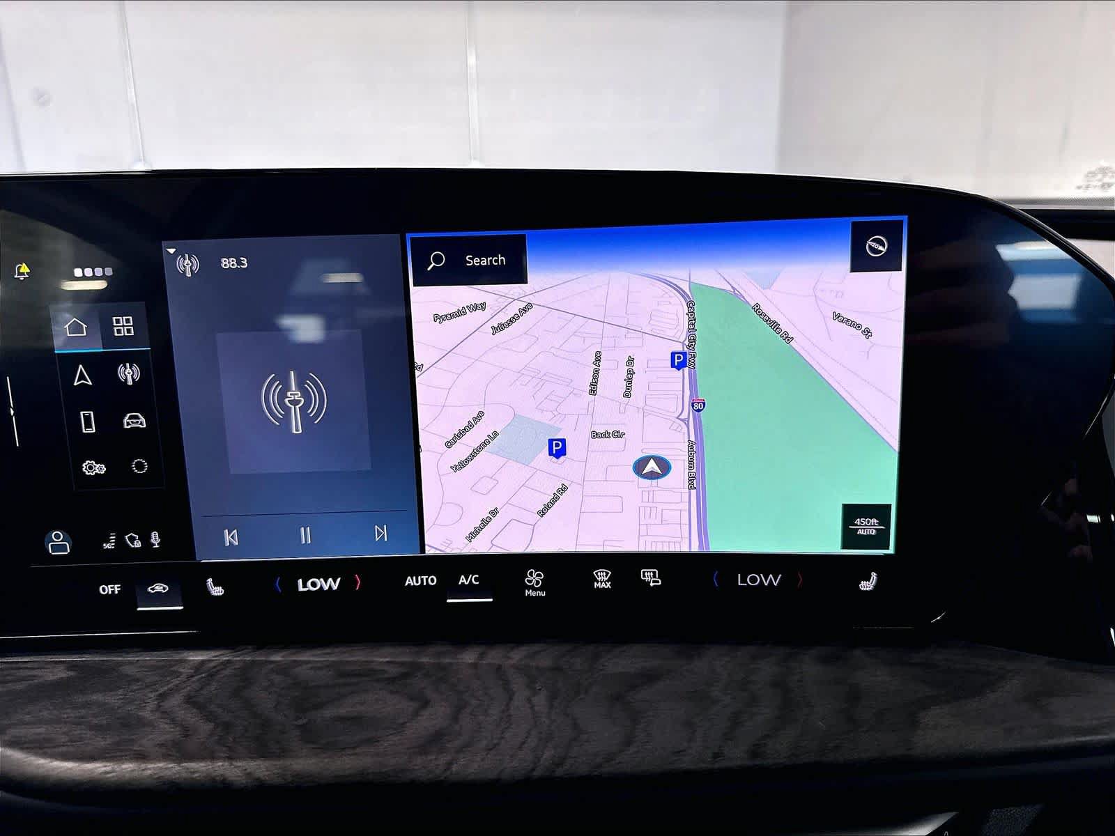 Certified 2025 Audi Q5 Premium AWD/4WD image 9