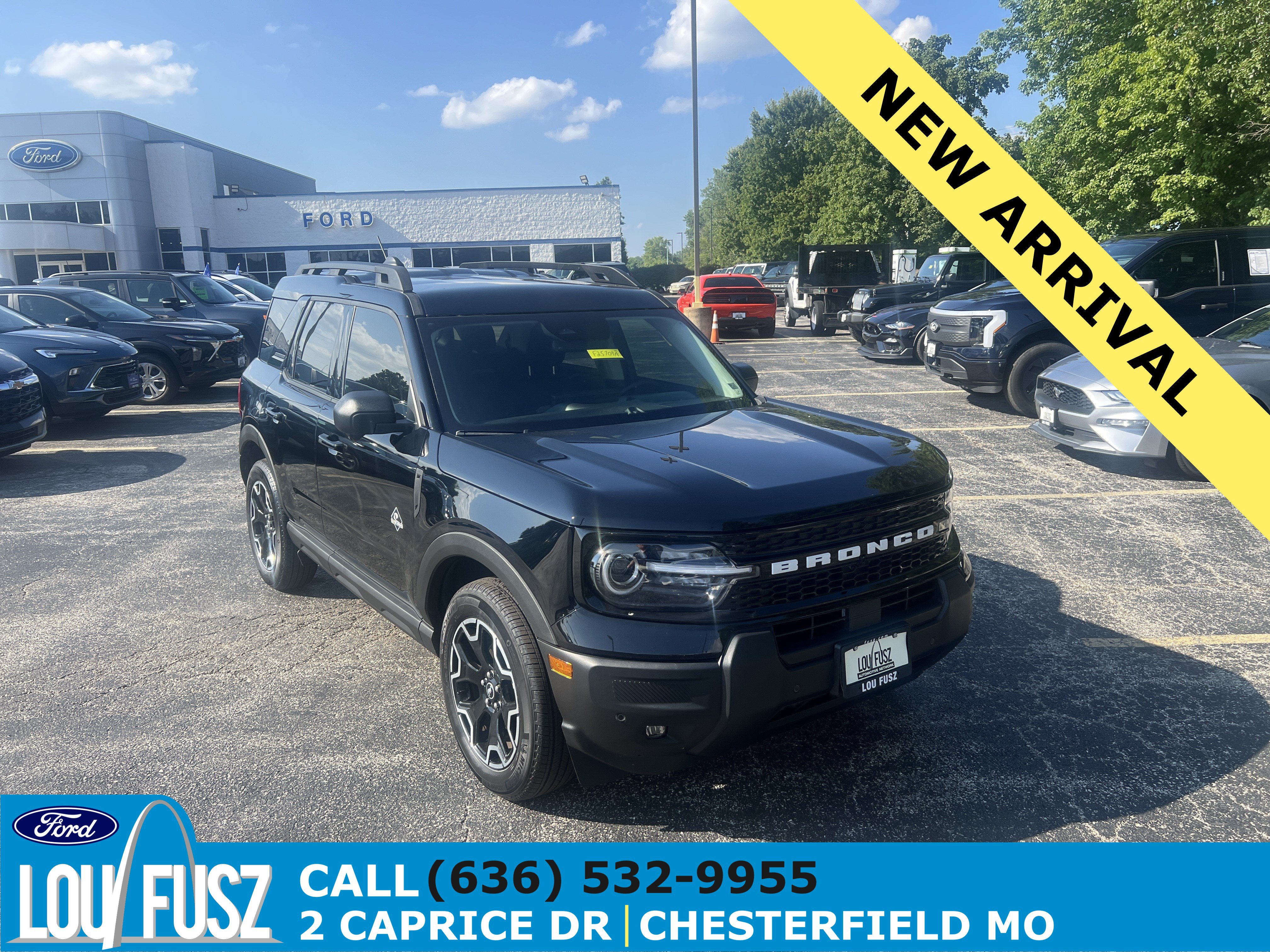 Certified 2025 Ford Bronco Sport Outer Banks w/ Outer Banks Tech Package+ AWD/4WD image 1