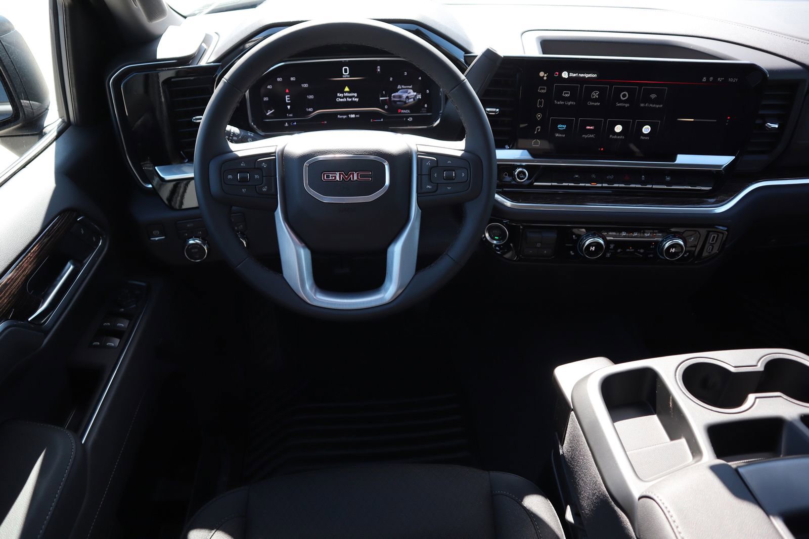 New 2025 GMC Sierra 1500 Elevation image 7