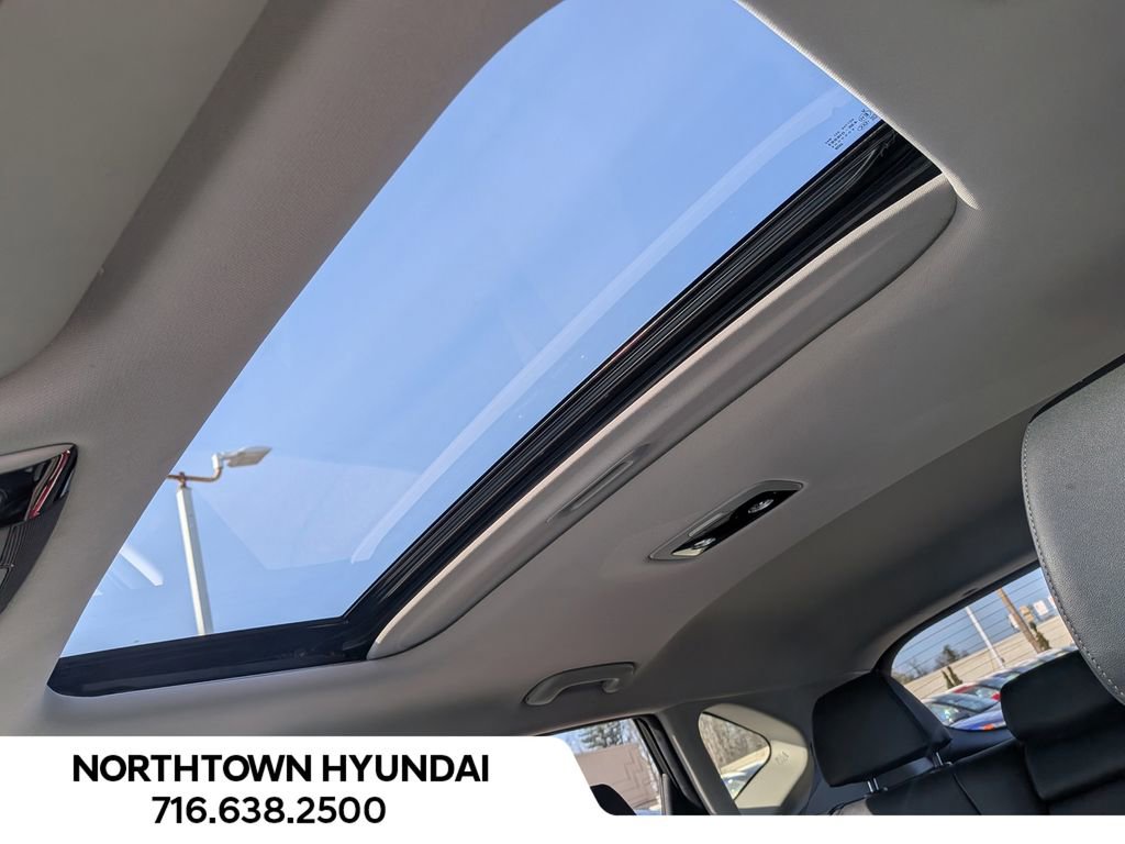 Used 2023 Kia Seltos EX image 10