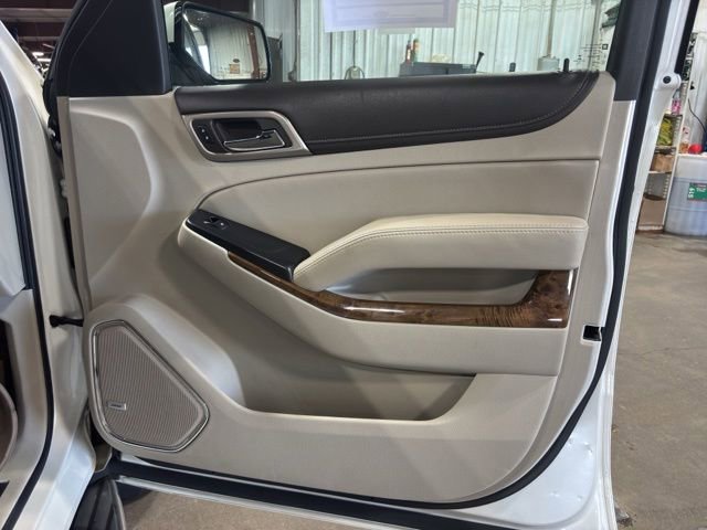 Used 2015 GMC Yukon Denali w/ Open Road Package AWD/4WD image 27