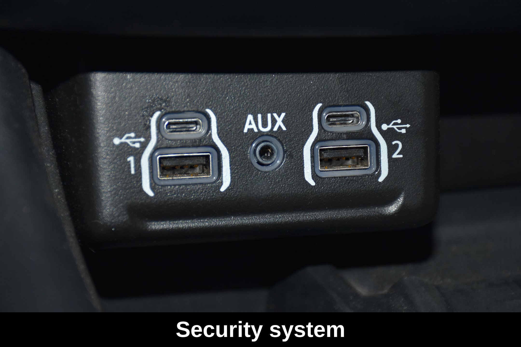 Used 2023 Dodge Durango R/T AWD/4WD image 25