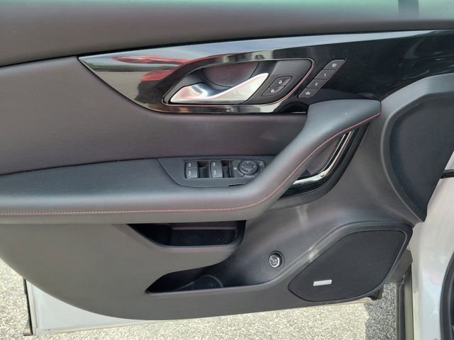 Used 2023 Chevrolet Blazer RS w/ Driver Confidence II Package FWD image 8