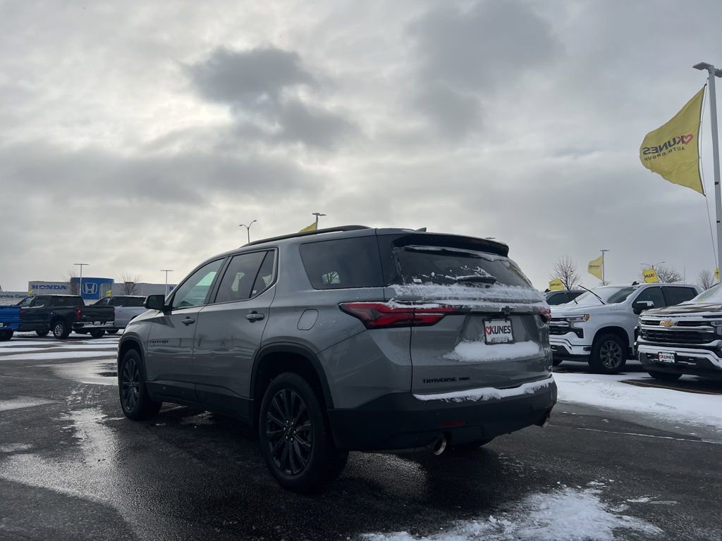 Used 2023 Chevrolet Traverse RS image 6