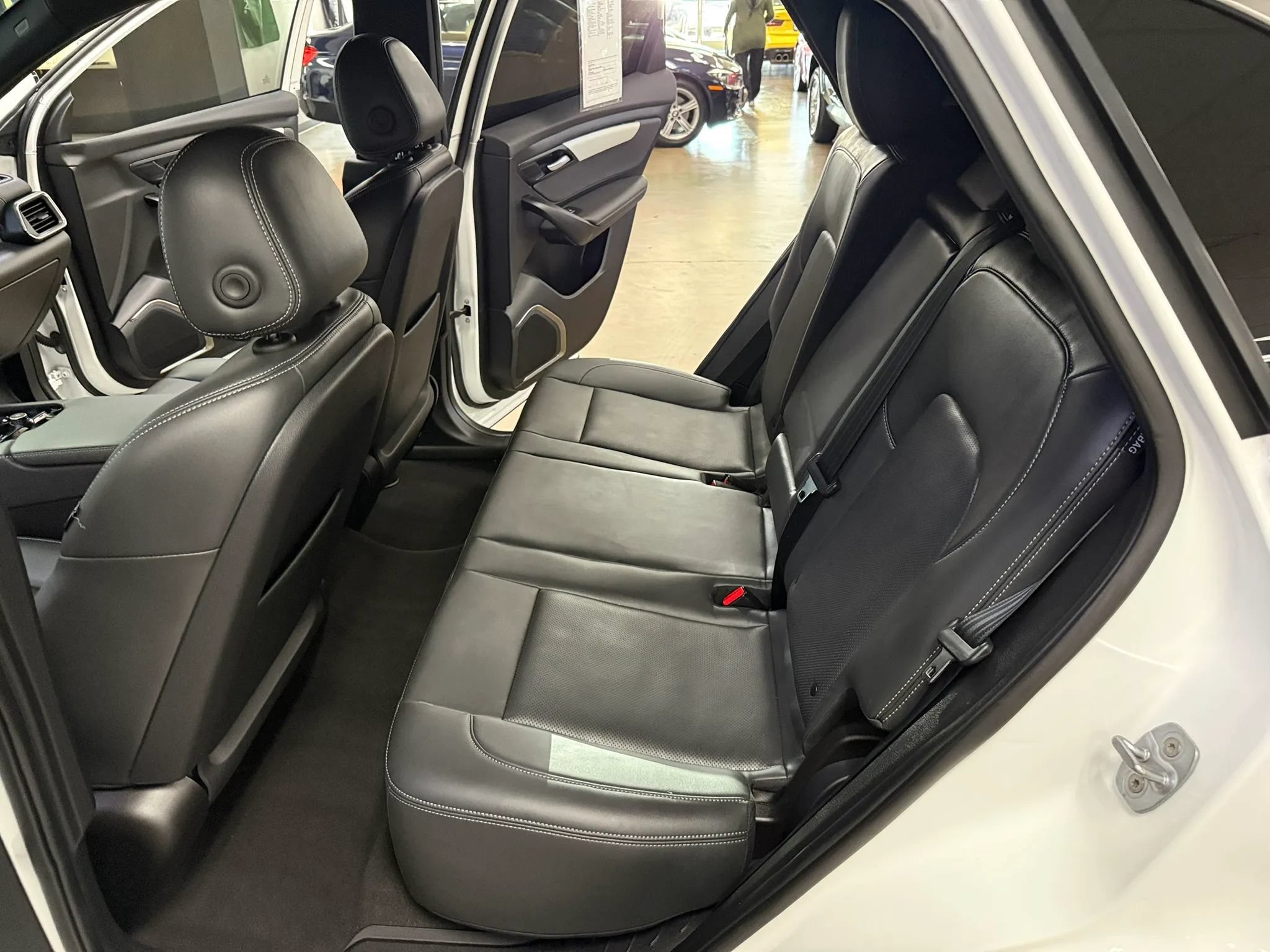 Used 2024 VinFast VF 8 Plus AWD/4WD image 16