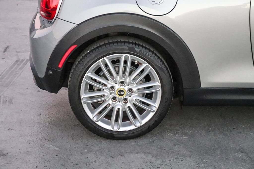 Used 2024 MINI Cooper SE FWD image 12