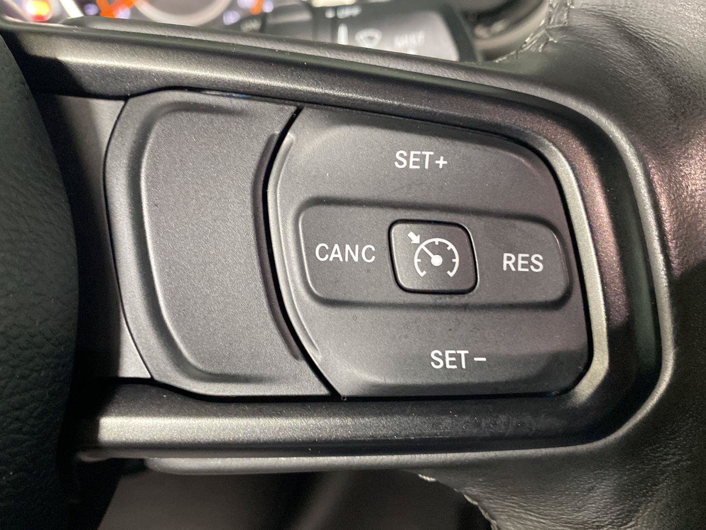 Used 2019 Jeep Wrangler Unlimited Sport S AWD/4WD image 17