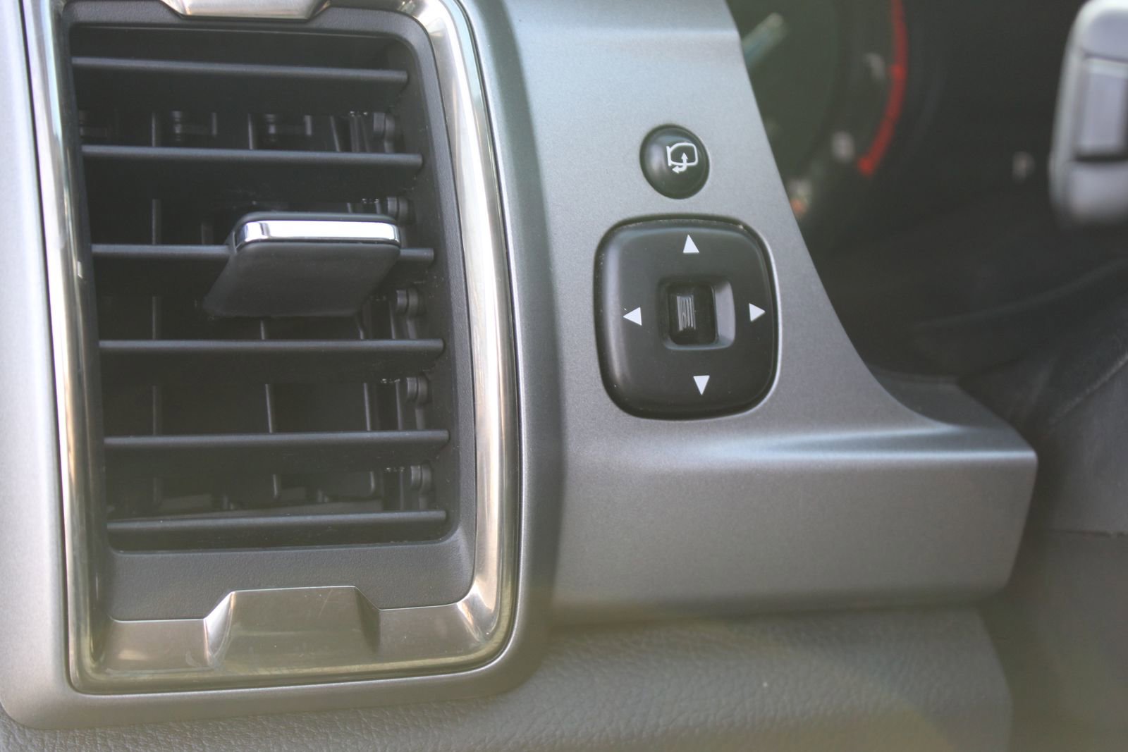 Used 2020 Ford Ranger XLT w/ Equipment Group 301A Mid image 24