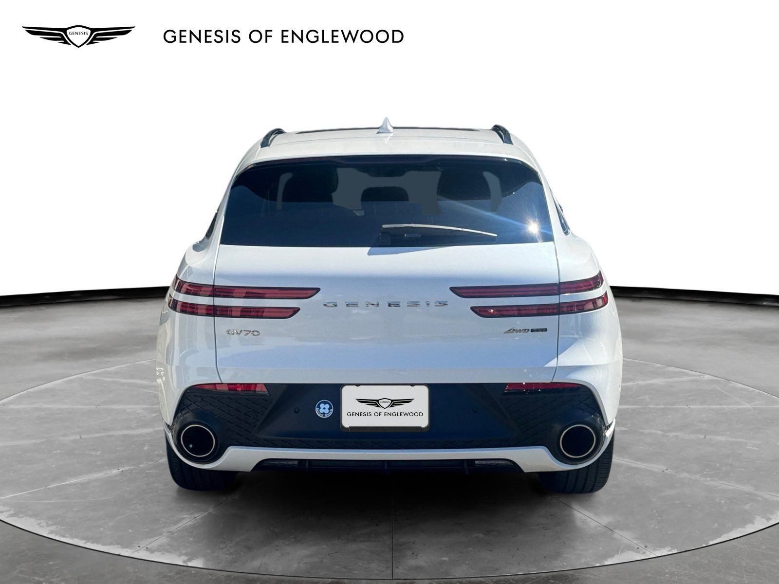 Used 2025 Genesis GV70 3.5T Sport w/ Sport Advanced Package AWD/4WD image 10