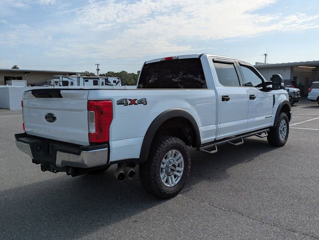Used 2018 Ford F250 XLT AWD/4WD image 3