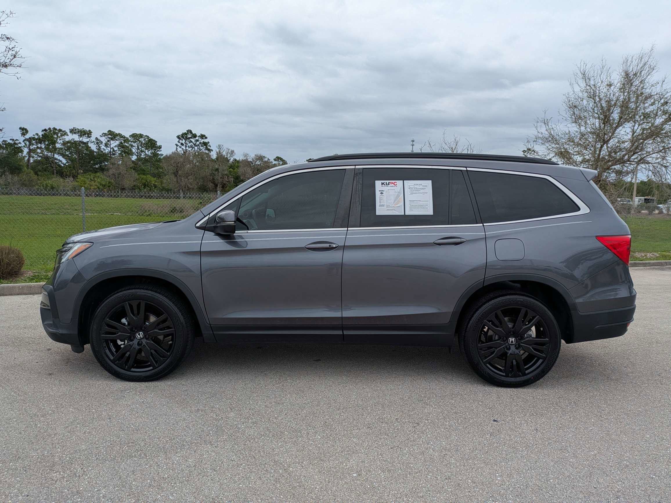 Used 2022 Honda Pilot Special Edition image 8