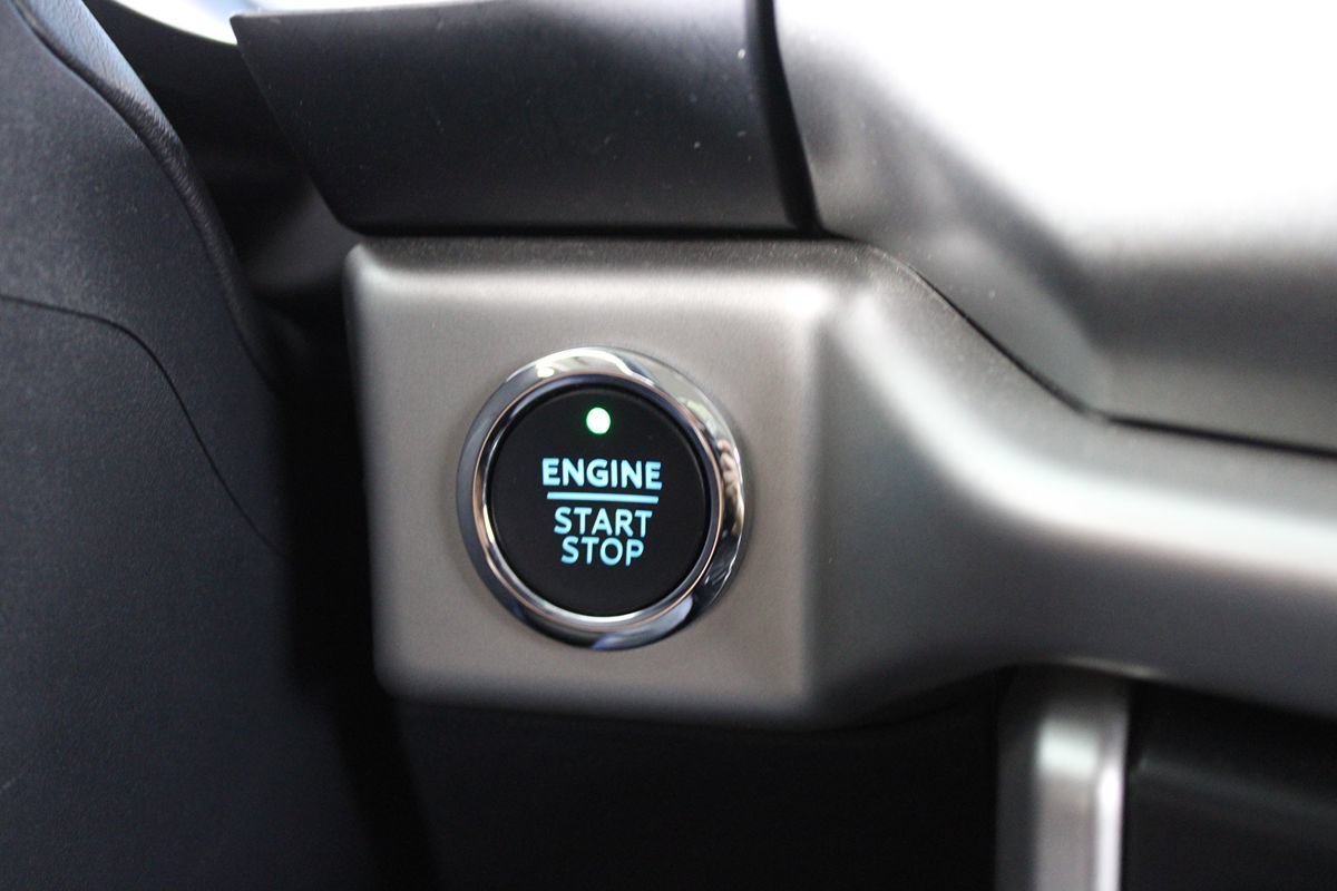 Used 2024 Ford Expedition XLT RWD image 15