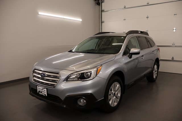 Used 2017 Subaru Outback 2.5i Premium w/ Popular Package #2 AWD/4WD image 5