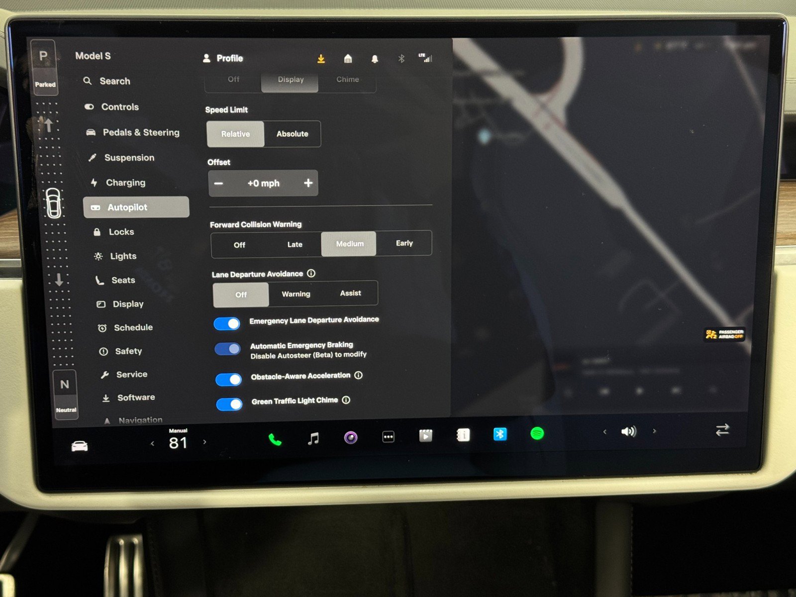 Used 2022 Tesla Model S image 29