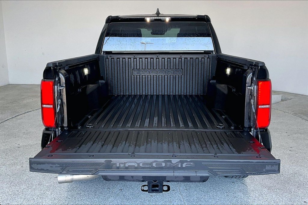 Used 2025 Toyota Tacoma TRD Sport RWD image 36