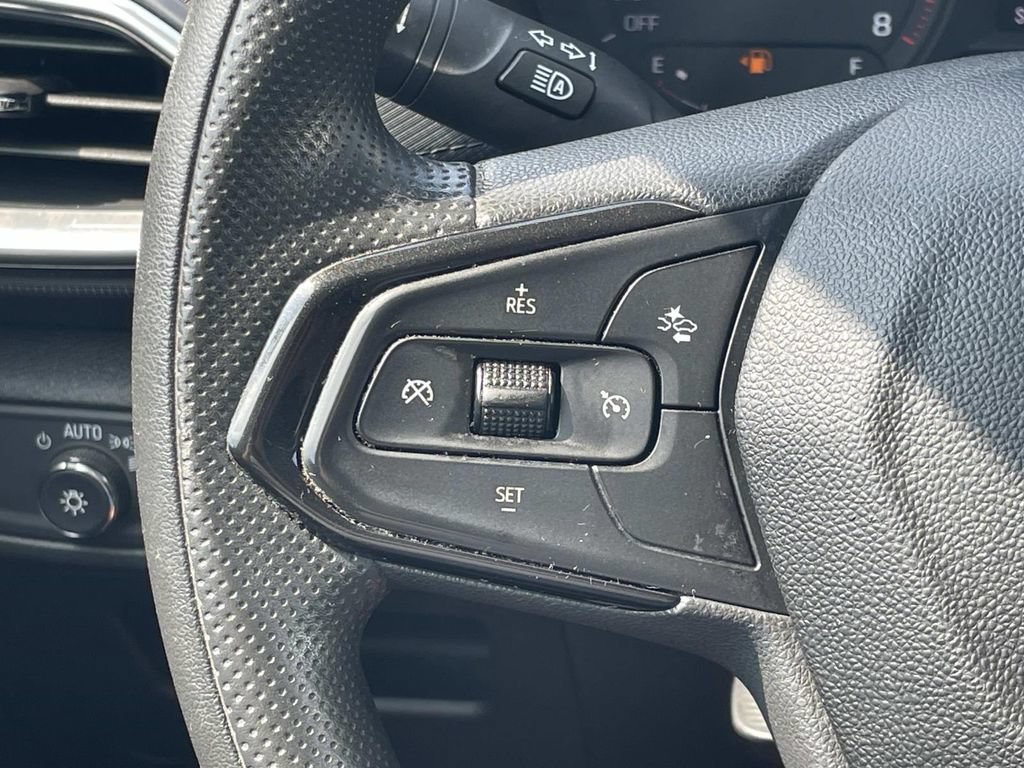 Used 2023 Chevrolet TrailBlazer LT w/ Convenience Package FWD image 26