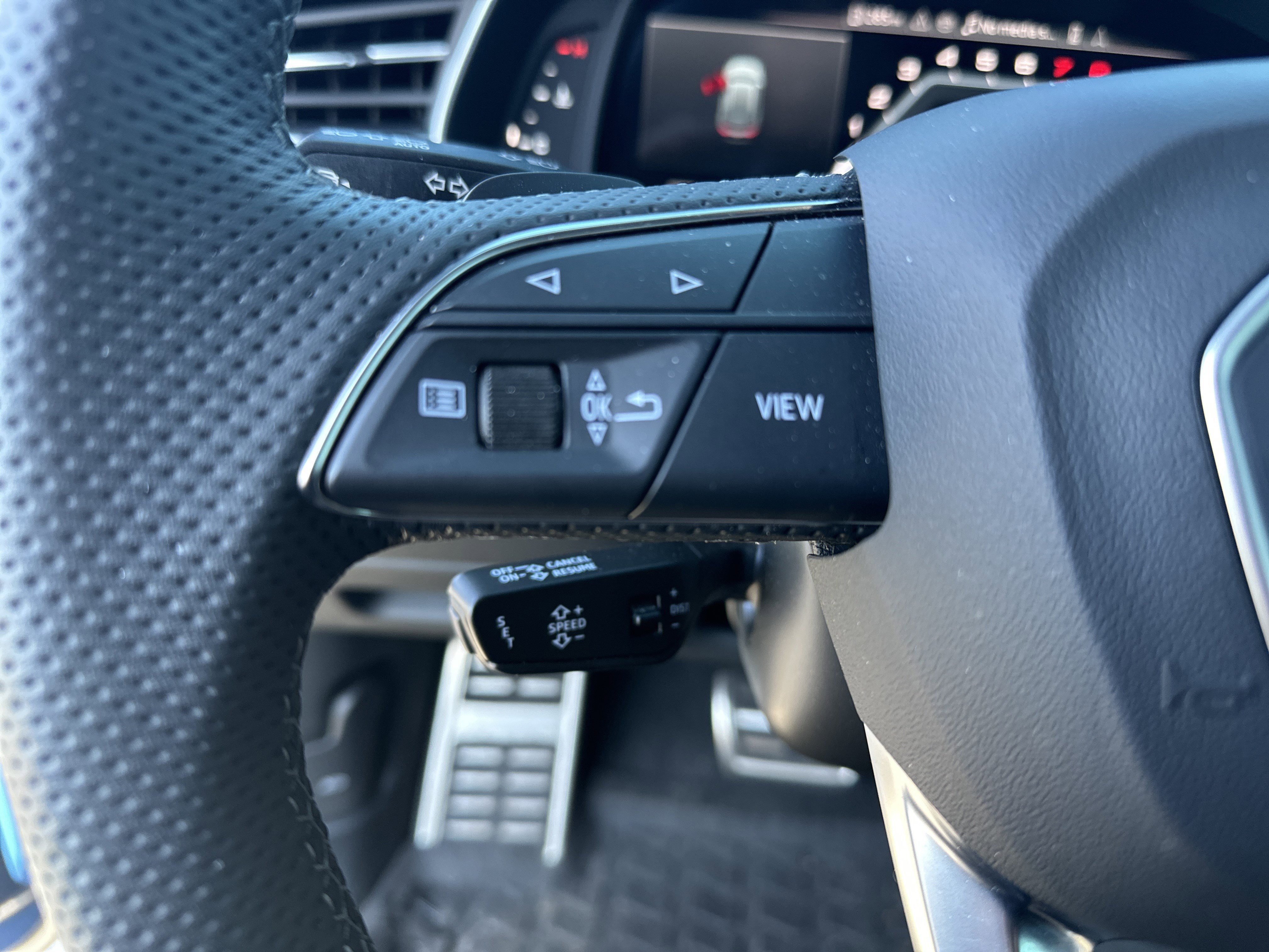 Used 2024 Audi SQ8 Prestige w/ Prestige Package image 19