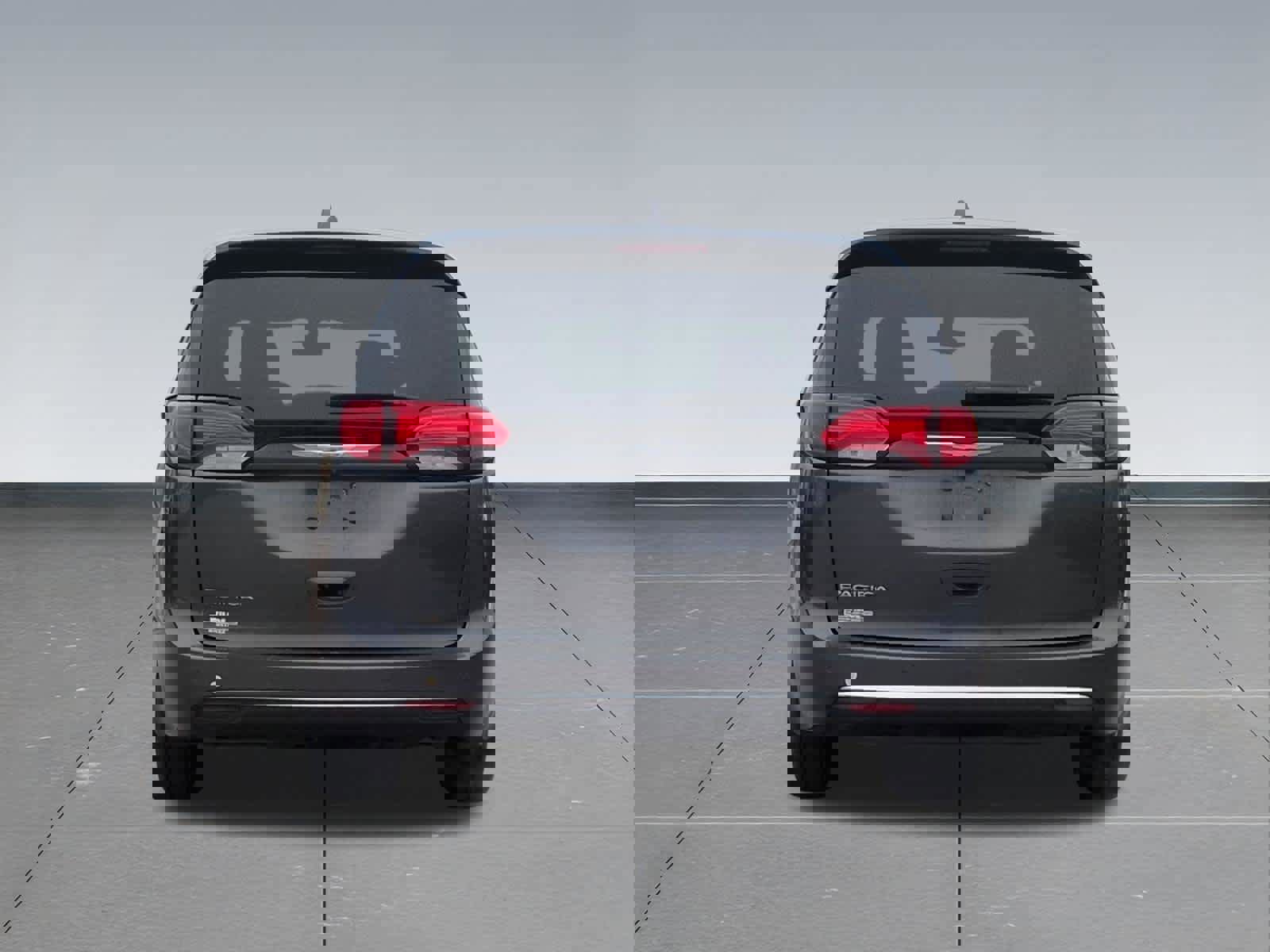 Used 2018 Chrysler Pacifica Touring Plus image 3