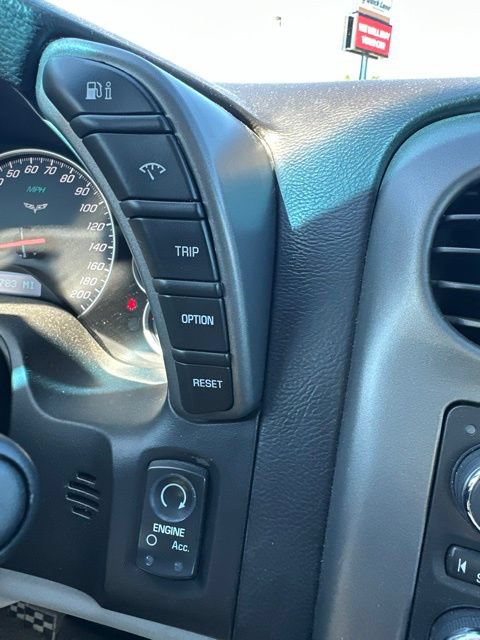 Used 2007 Chevrolet Corvette Coupe w/ Preferred Equipment Group RWD image 22