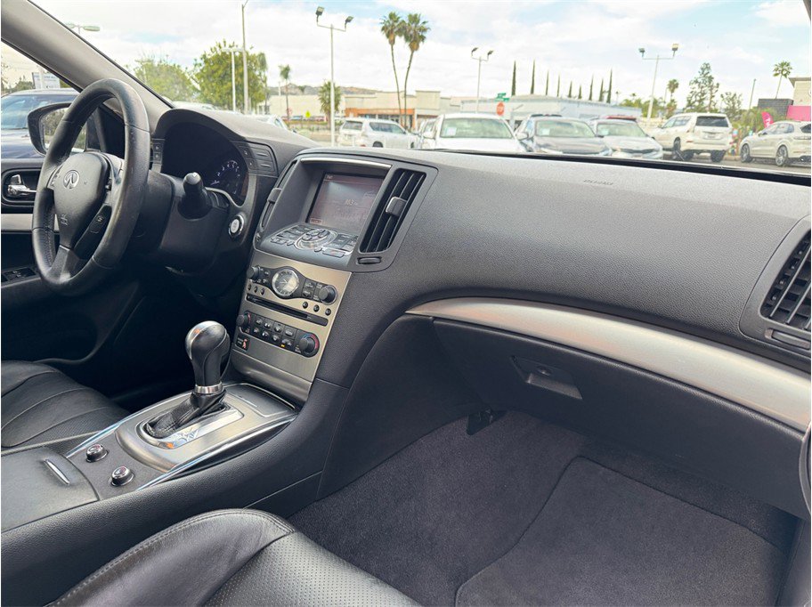 Used 2012 INFINITI G37 Journey w/ Premium Pkg RWD image 23