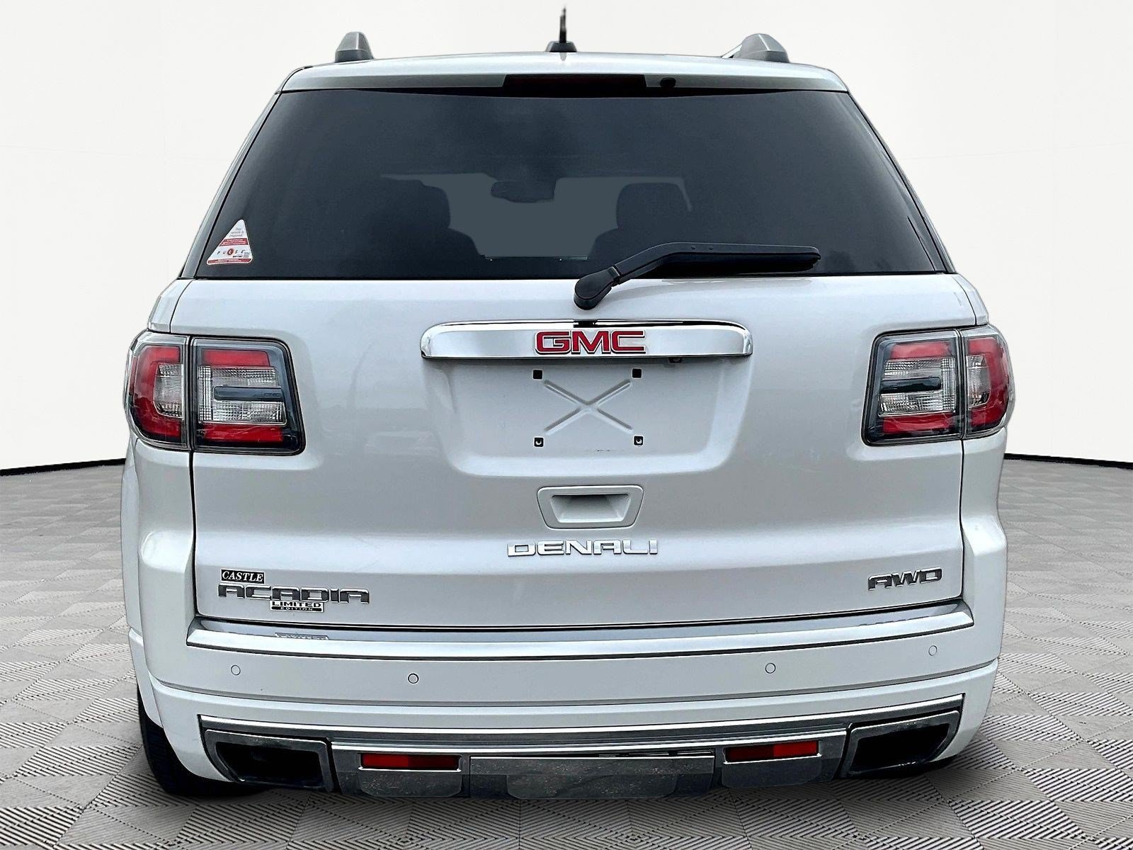 Used 2016 GMC Acadia Denali AWD/4WD image 5