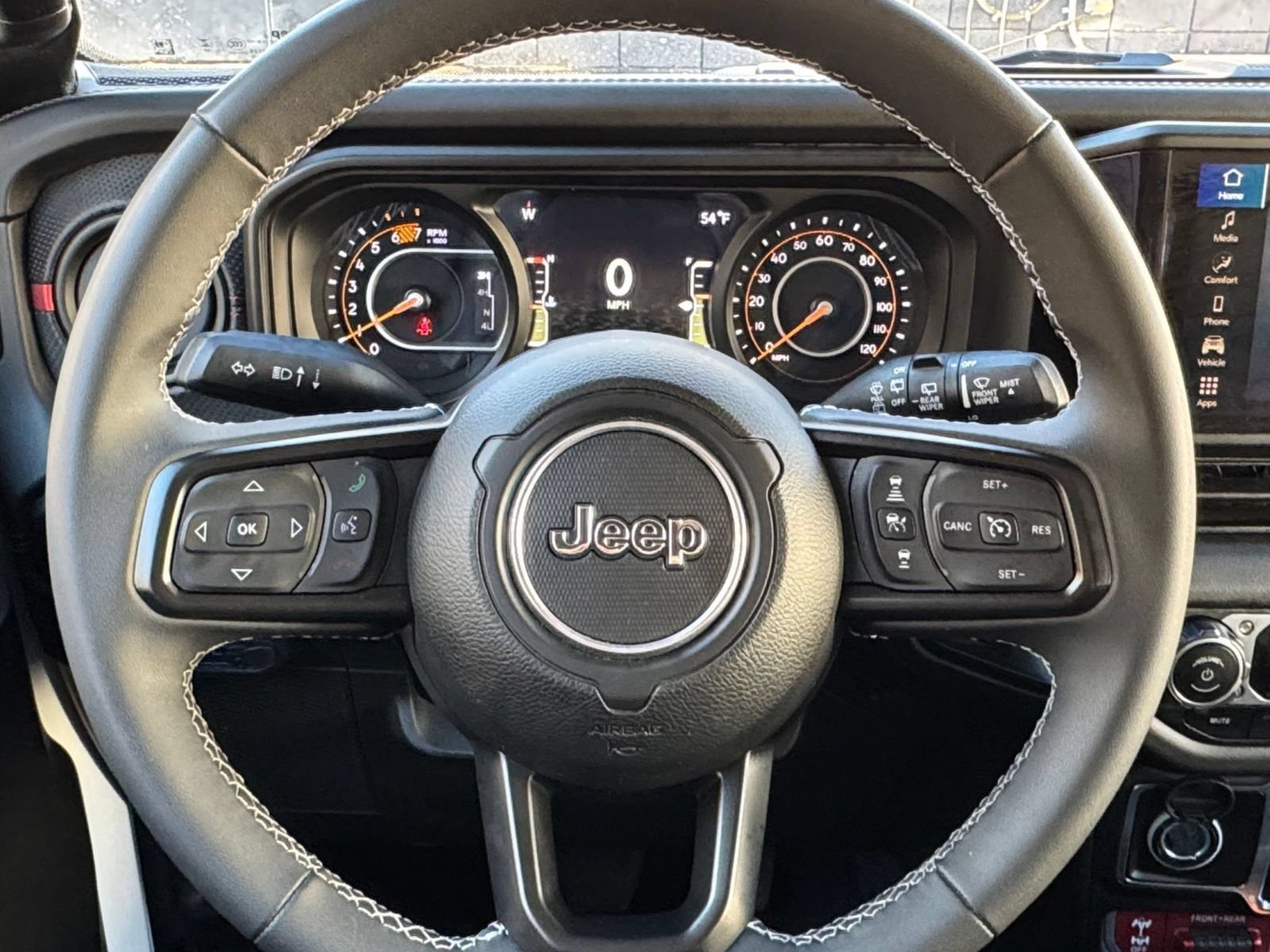 Used 2025 Jeep Wrangler Unlimited Rubicon AWD/4WD image 26