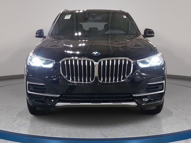 Used 2023 BMW X5 xDrive40i AWD/4WD image 2