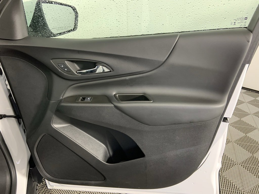 Used 2024 Chevrolet Equinox LT image 23