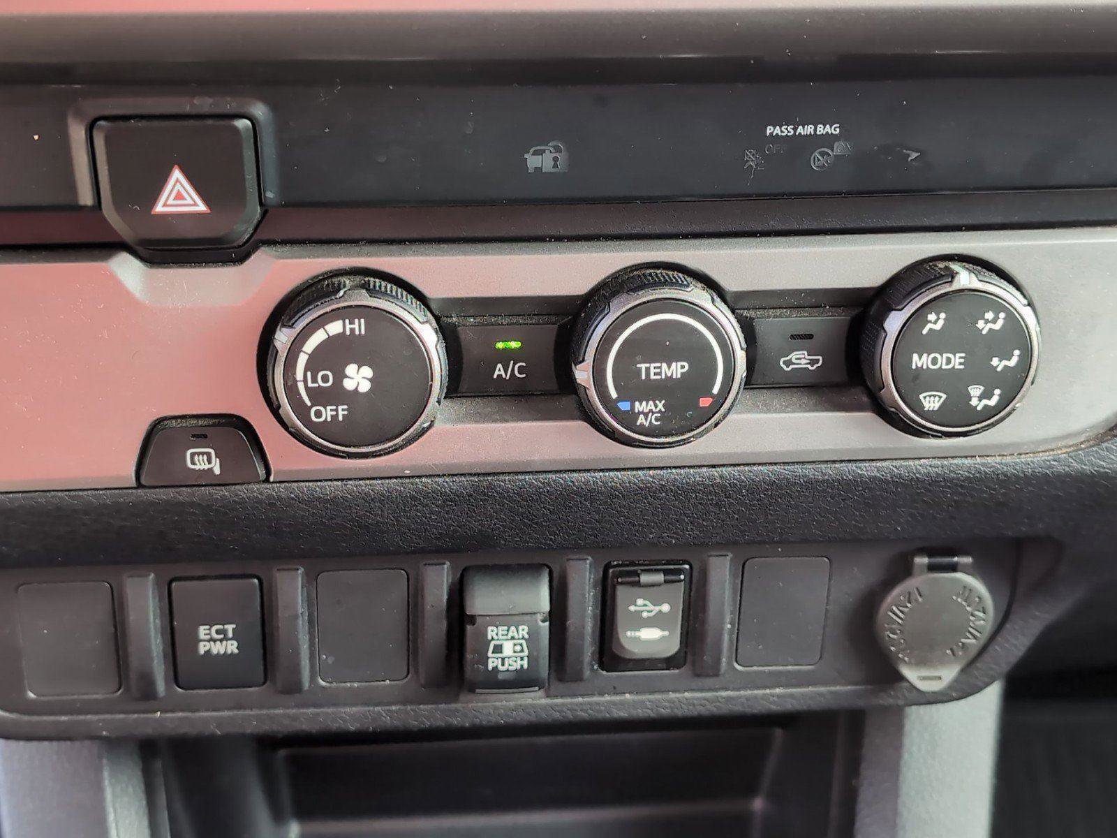 Used 2019 Toyota Tacoma SR5 RWD image 23