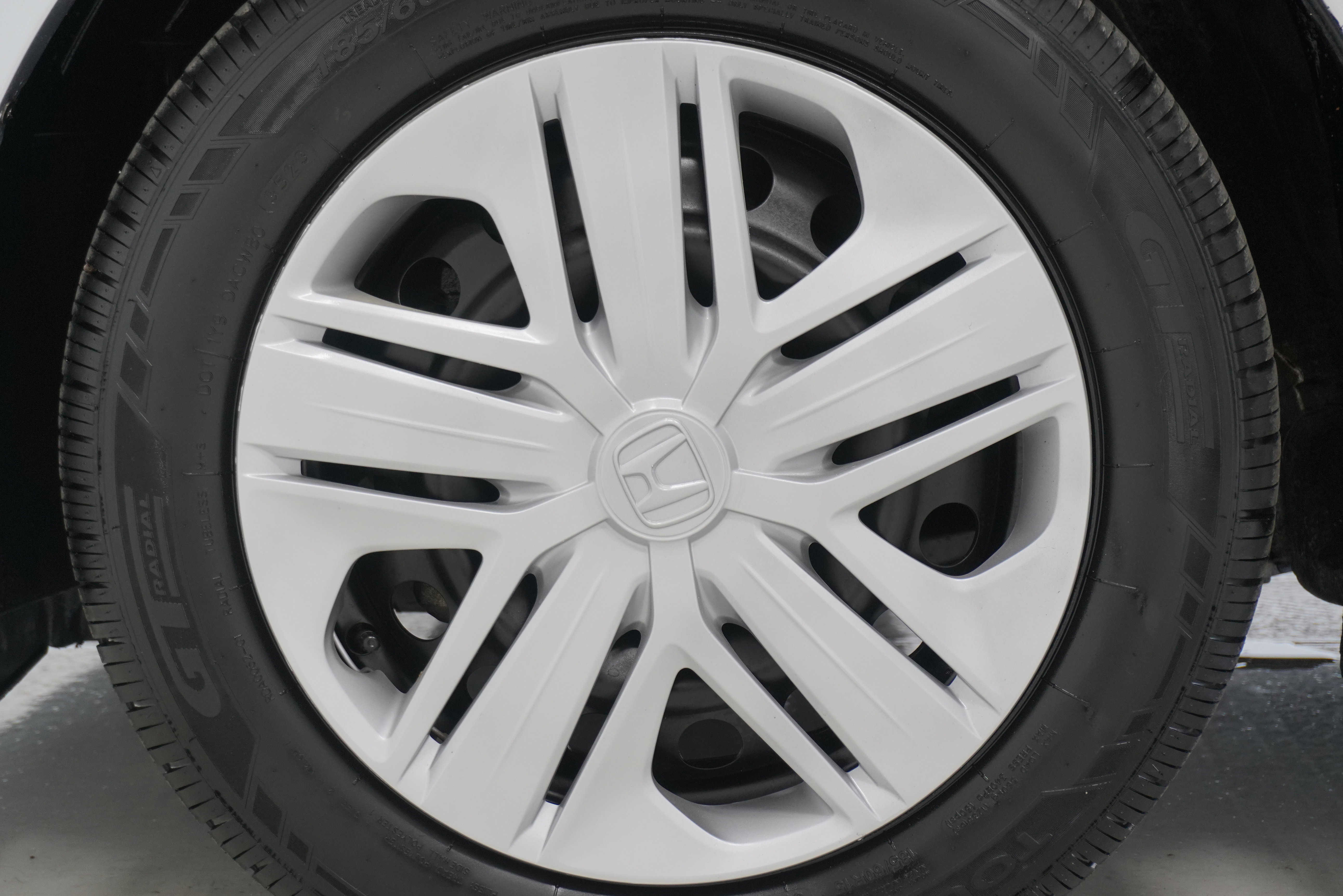 Used 2019 Honda Fit LX image 22