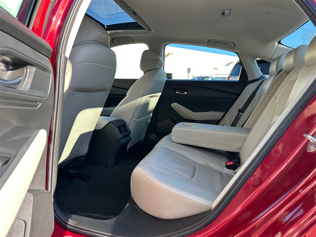 Used 2023 Honda Accord EX-L image 15