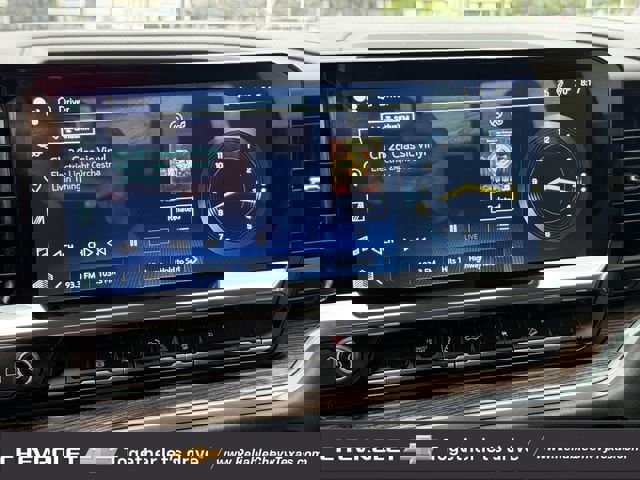 Used 2024 Chevrolet Silverado 2500 LT AWD/4WD image 25