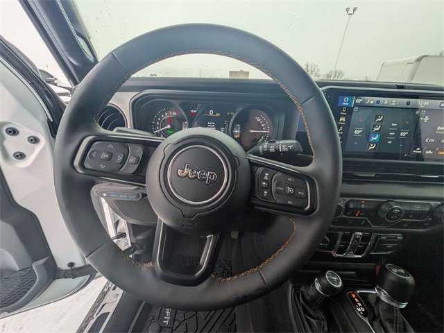Used 2024 Jeep Wrangler Unlimited w/ Convenience Group image 17