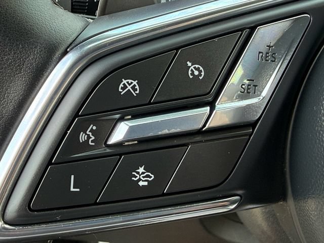 Used 2025 Buick Enclave Preferred AWD/4WD image 13