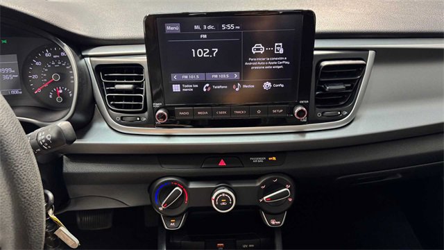 Used 2022 Kia Rio LX image 27