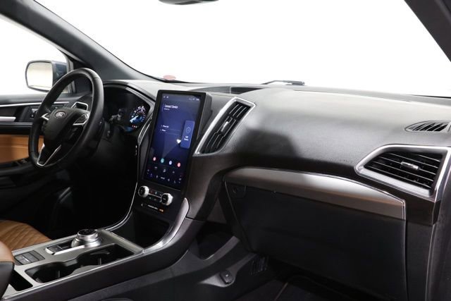 Used 2024 Ford Edge Titanium w/ Titanium Elite Package AWD/4WD image 16