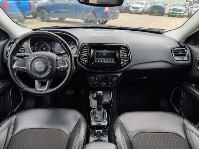 Used 2020 Jeep Compass Latitude AWD/4WD image 19