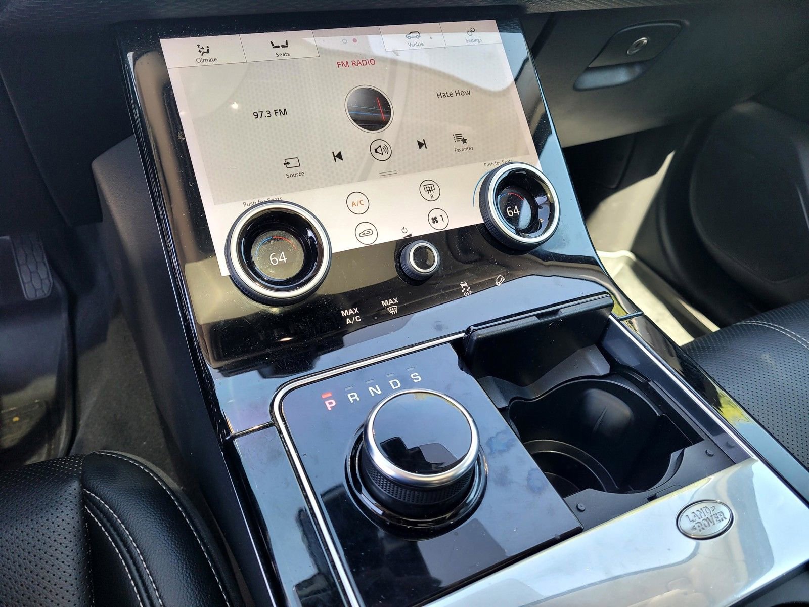 Used 2020 Land Rover Range Rover Velar S AWD/4WD image 19