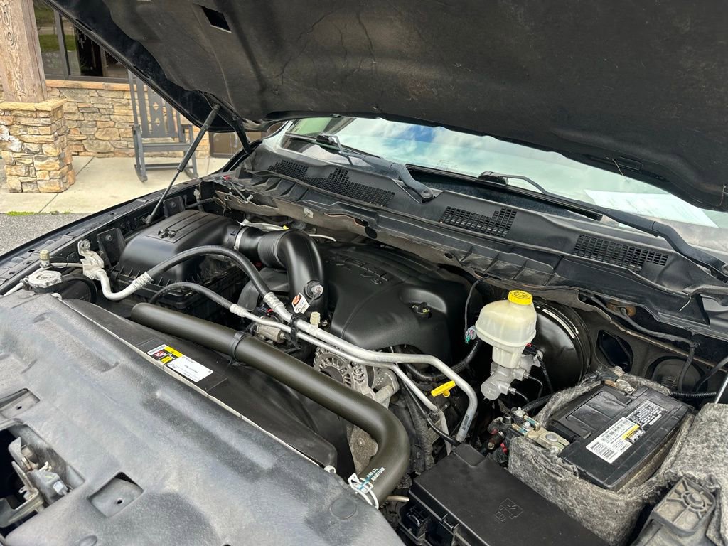 Used 2014 RAM 1500 Express RWD image 30
