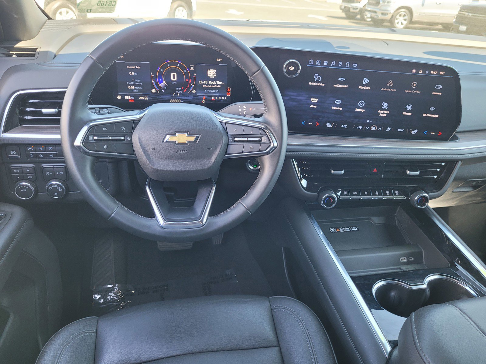 Used 2025 Chevrolet Tahoe LT image 18