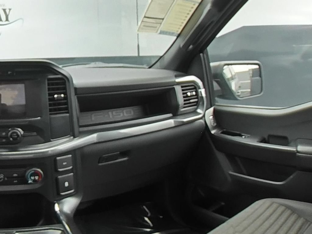 Used 2022 Ford F150 XL w/ STX Appearance Package RWD image 18