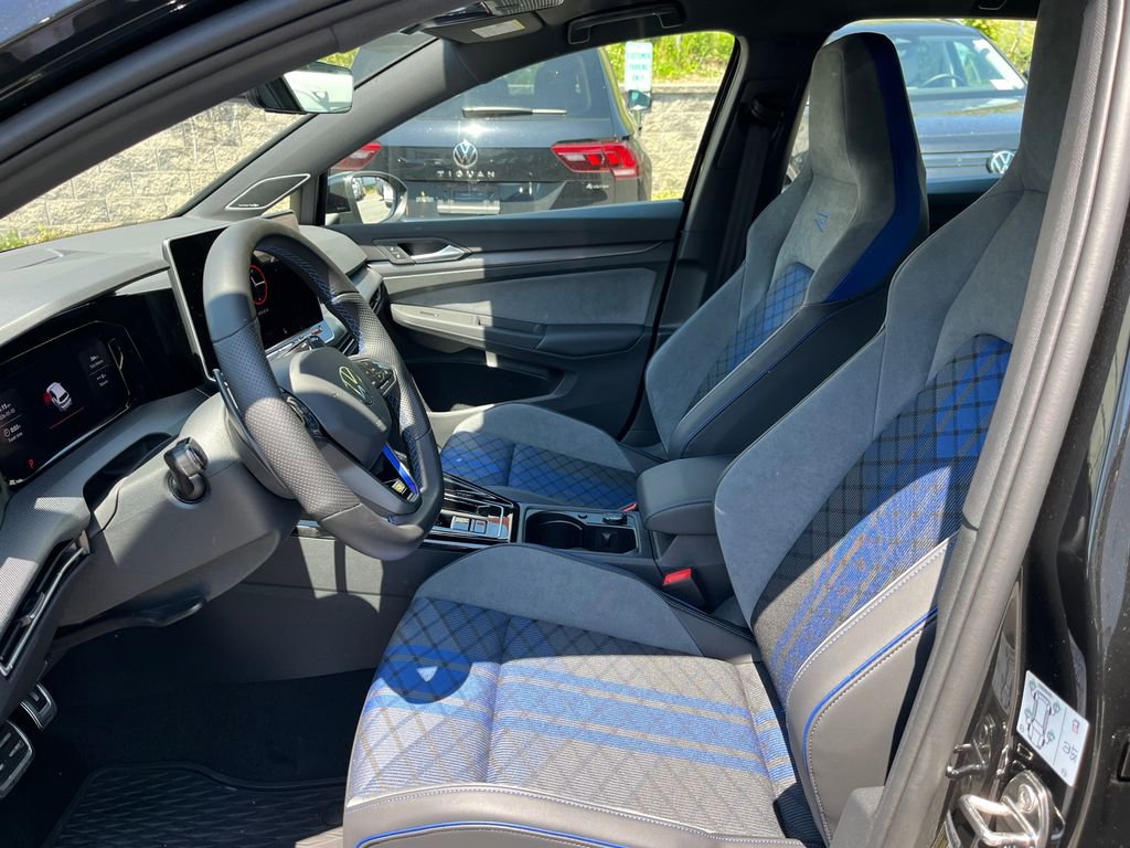 New 2026 Volkswagen Golf w/ Euro Style Package AWD/4WD image 10